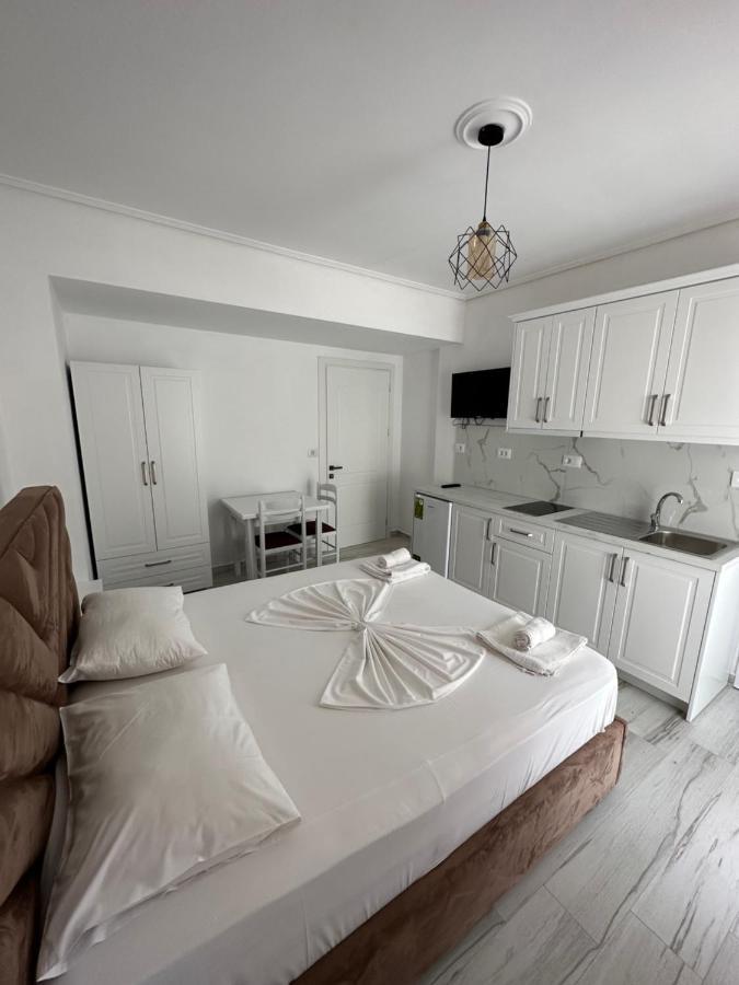 Guesthouse Vila Ari Ksamil Extérieur photo