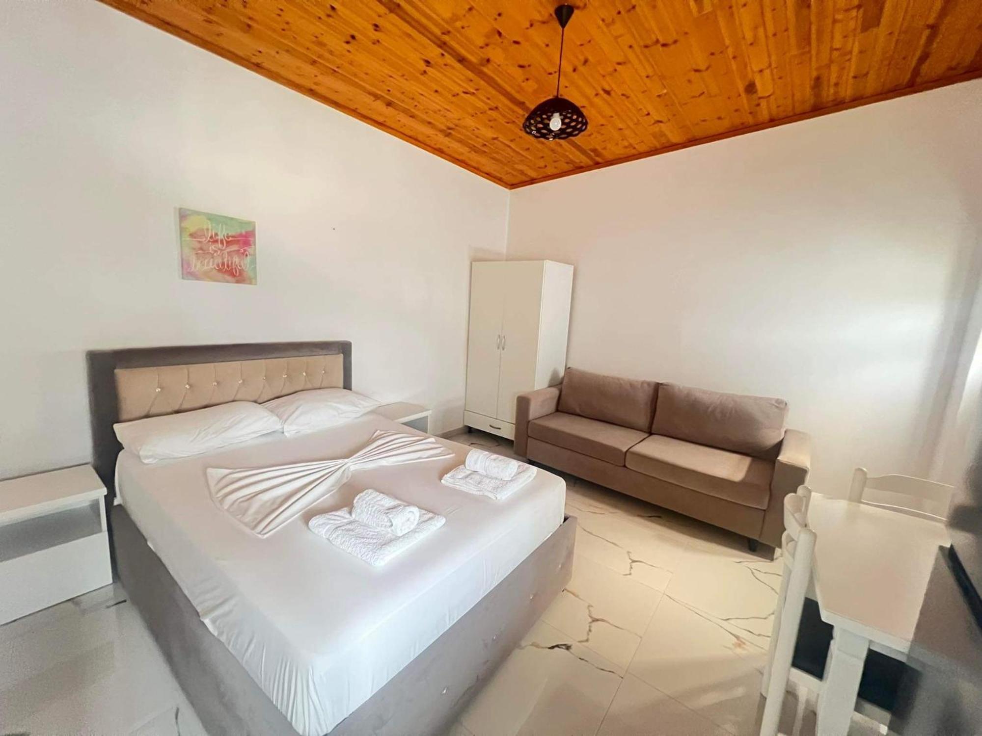 Guesthouse Vila Ari Ksamil Extérieur photo